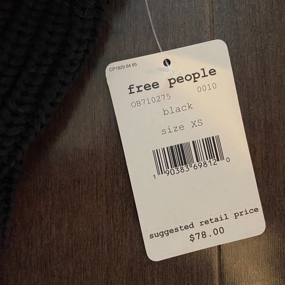 Free People Cropped Wide Sleeve Black Sweater XS SO SOFT - Picture 2 of 4
